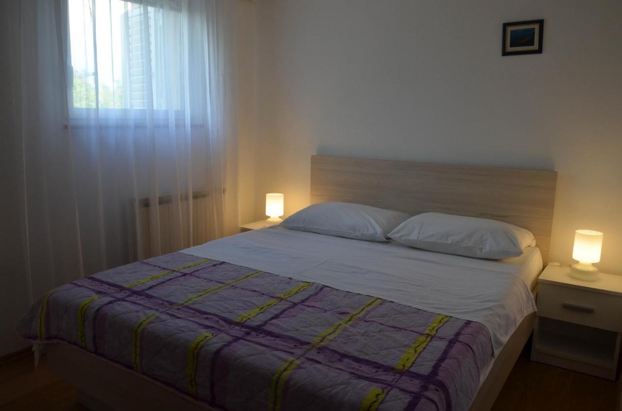 Apartments Tomas Betina  Ngoại thất bức ảnh