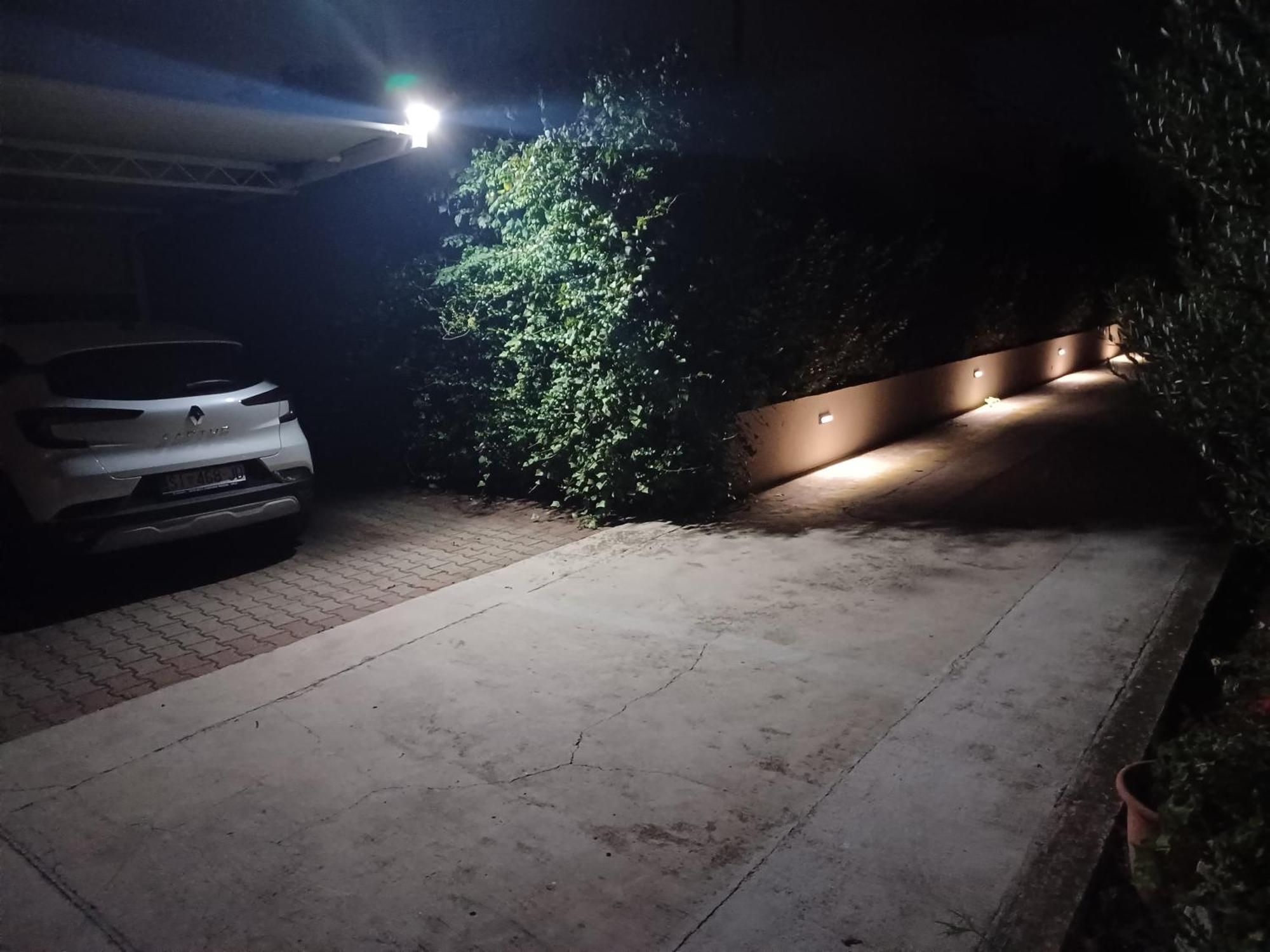 Apartments Tomas Betina  Ngoại thất bức ảnh