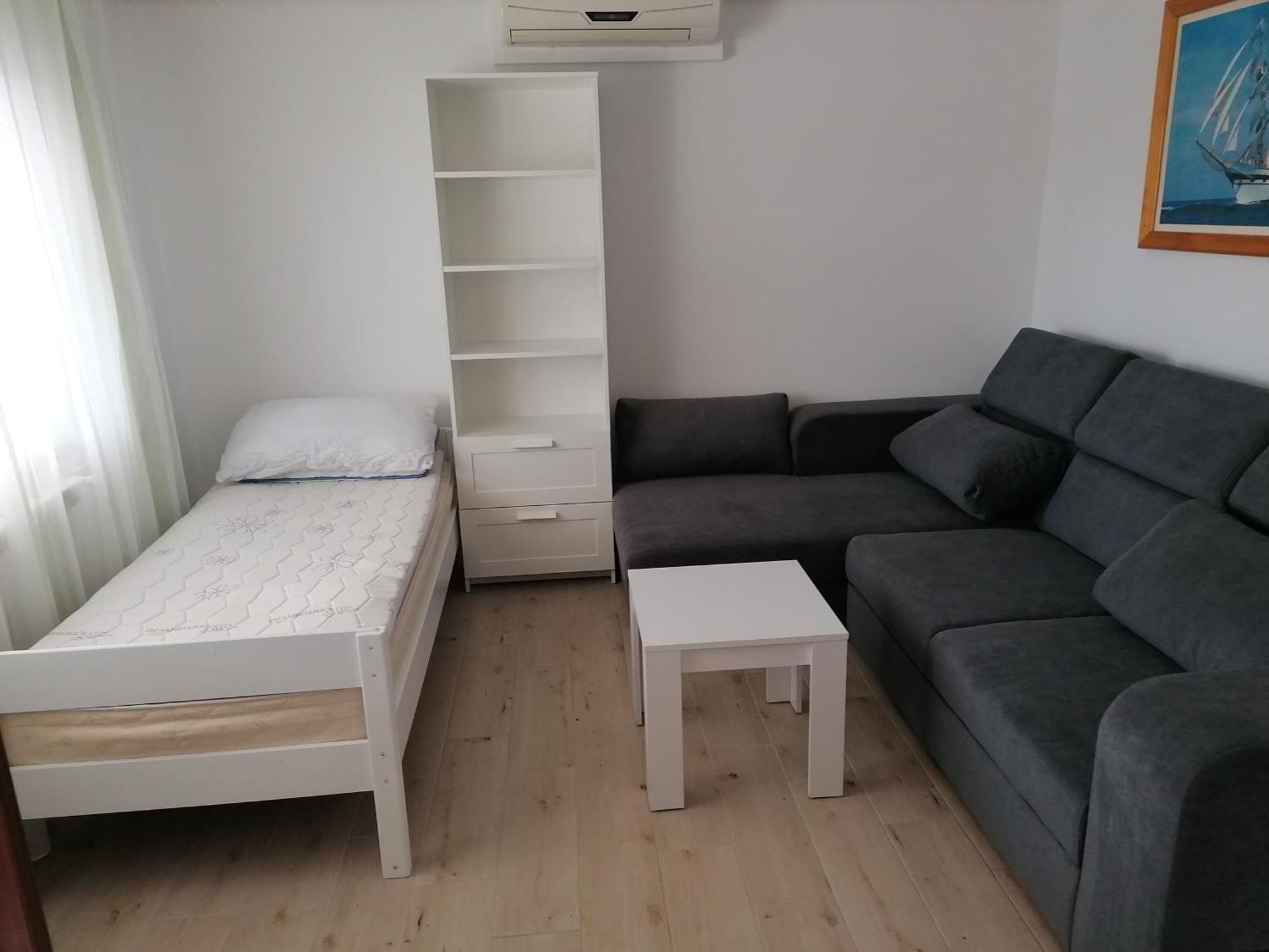 Apartments Tomas Betina  Ngoại thất bức ảnh