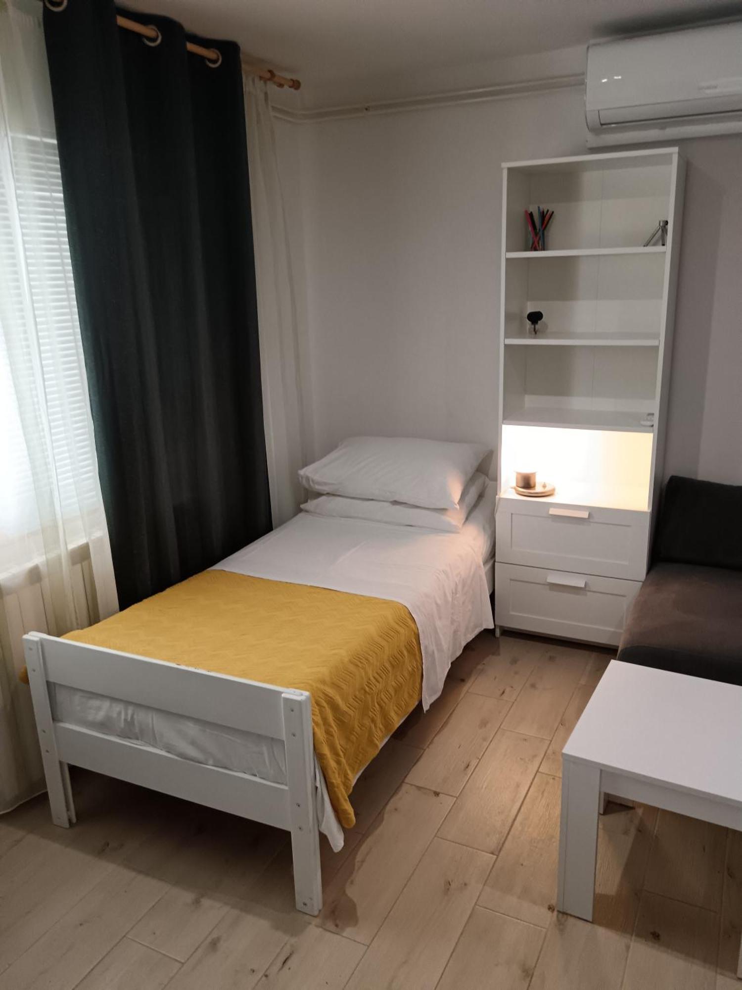 Apartments Tomas Betina  Ngoại thất bức ảnh